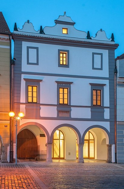 Dům Štěpánka Netolického v Třeboni získal čestné uznání Presta za citlivé provedení rekonstrukce objektu a kvalitní řemeslné a restaurátorské práce.