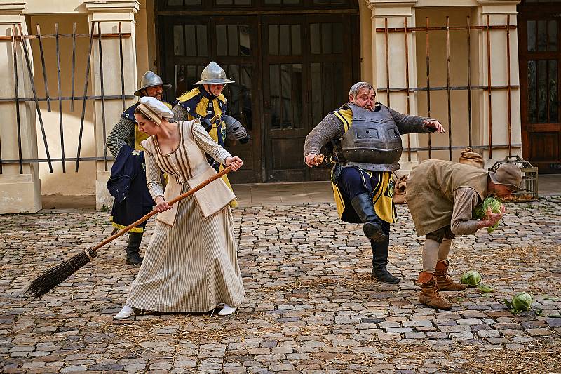 Tvůrci pohádky Tajemství staré bambitky 2 hlásí hotovo. Poslední klapka padla minulý týden na zámku v Jindřichově Hradci.