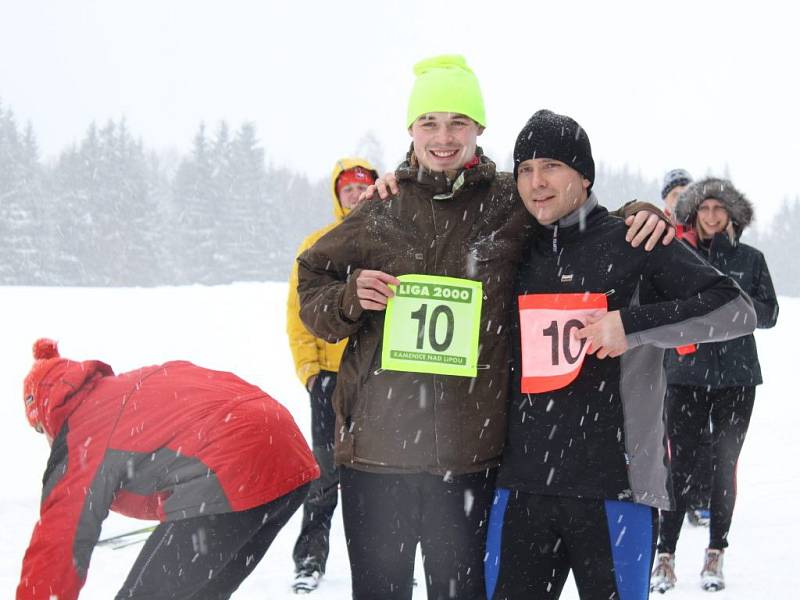 Ve Lhotě - Vlasenici se uskutečnil druhý ročník závodů na běžkách.