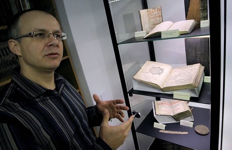  Nejvíce různých vydání bible je k vidění ve Starém Pelhřimově. 