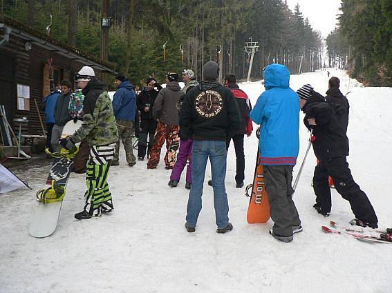 Snowboard a ski cross na Křemešníku