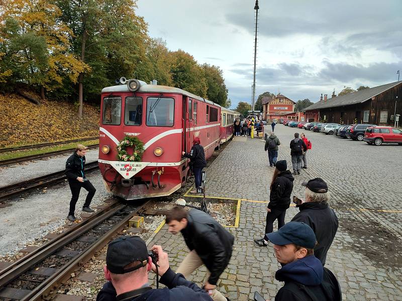 Úzkokolejka z devatenáctého století dojezdila.