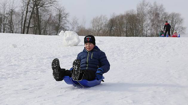 Závody na bobech v Pelhřimově.