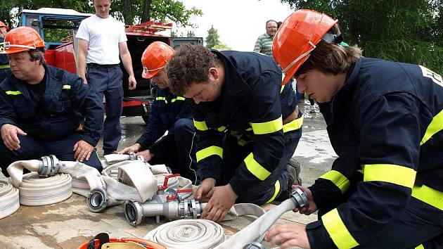 Devadesáté narozeniny bořetínských hasičů.