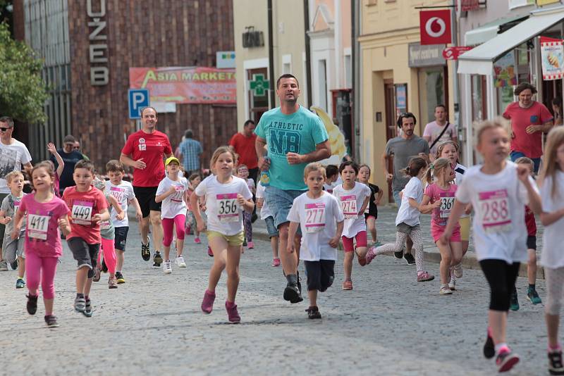 Běh pro úsměv v centru Pelhřimova.