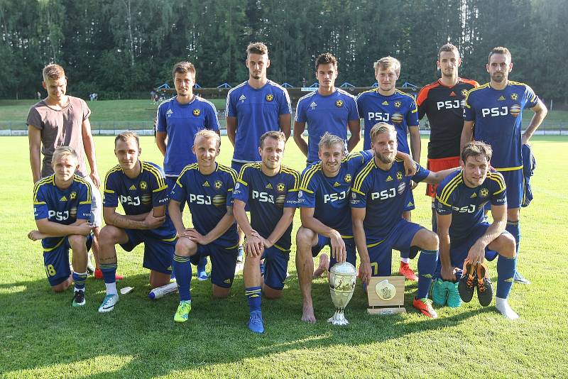 Fotbalisté Jihlavy obhájili loňské prvenství a stali se vítězi Perleťového poháru v Žirovnici.
