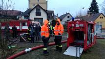 Čerpací jednotka HFS Hydrosub 150 jihočeských hasičů byla poprvé nasazena k ostrém zásahu při požáru v Nové Cerekvi.