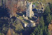 Vyhlídková věž na hradě Orlík by měla být návštěvníkům přístupná už v září. Stavba provoz hradu  omezí minimálně. 