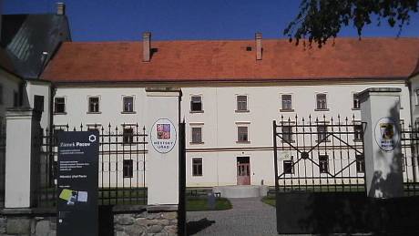 Pacovský zámek v sobě ukrývá i Muzeum Antonína Sovy od 30. let 20. století