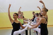 Letní prázdninová škola tance v Pelhřimově.