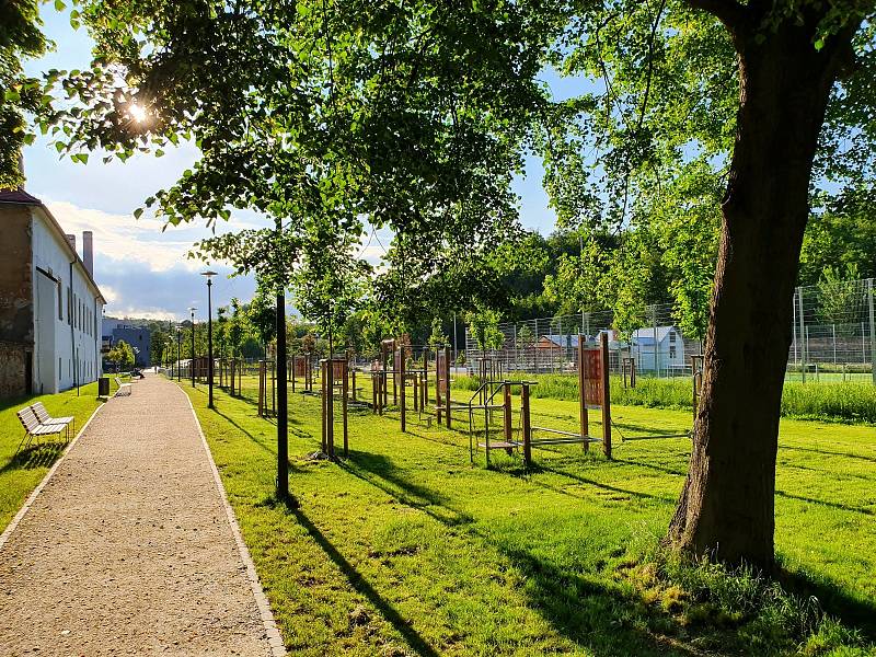 Zámecká zahrada a park, Oslavany.