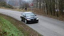 Testování pneumatik rallye-sprintových jezdců na novou sezonu