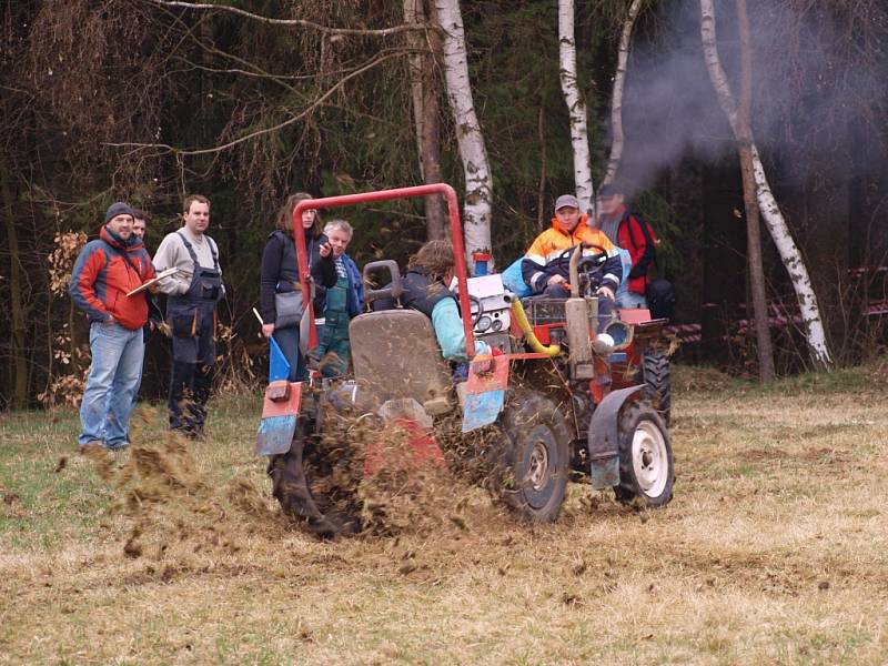 Rovenská traktoriáda 2013