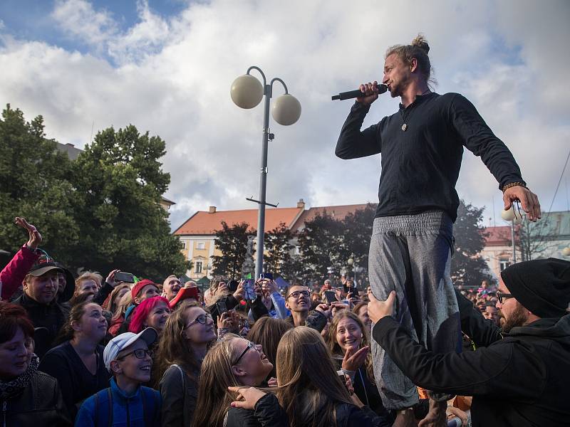 Koncert Tomáše Kluse na Bernard festu 2018.