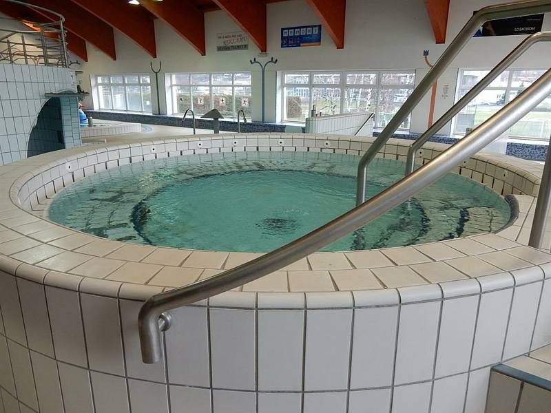 V Pelhřimově plánují první opravu bazénu;
