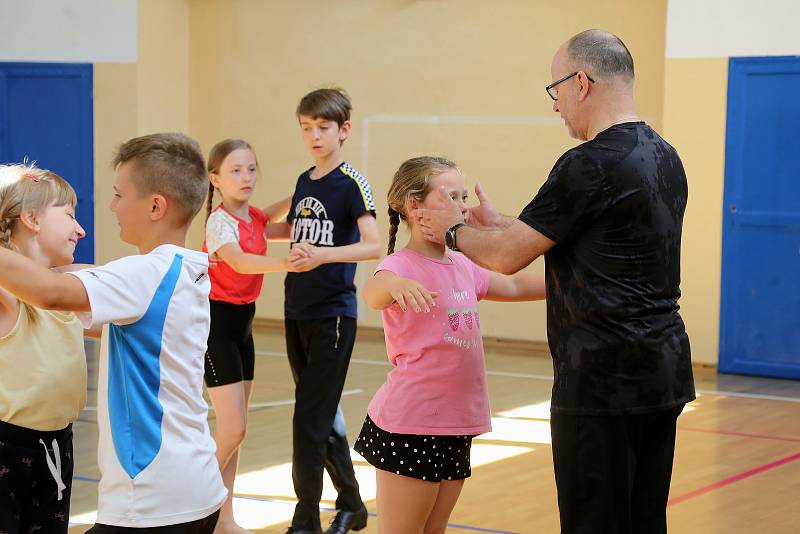 Do Pelhřimova přijela Letní prázdninová škola tance Jindřicha Hese.