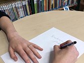 Knihovna v Humpolci vyhlásila literární soutěž nazvanou Knihovna jako ostrov