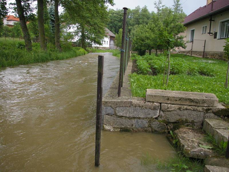 Nouzový stav na Kladinách se podařilo stabilizovat.