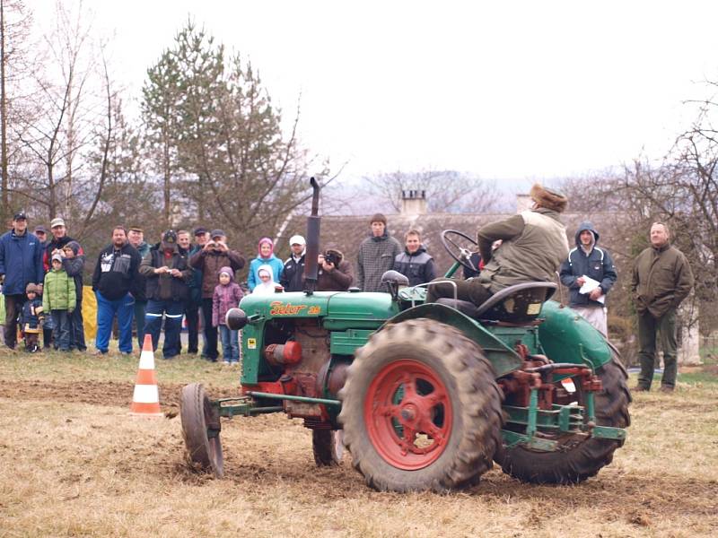 Rovenská traktoriáda 2013
