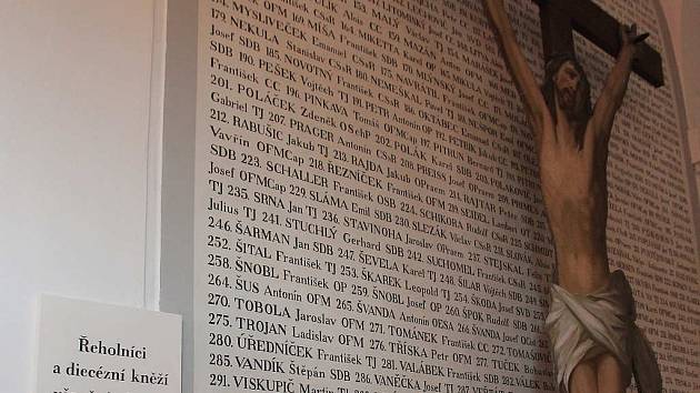 Jména všech 464 internovaných kněží a řeholníků jsou v želivském klášteře na důstojném místě.
