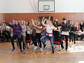 Pelhřimovské gymnazistky se zúčastnily soutěže Perníkový střevíc.