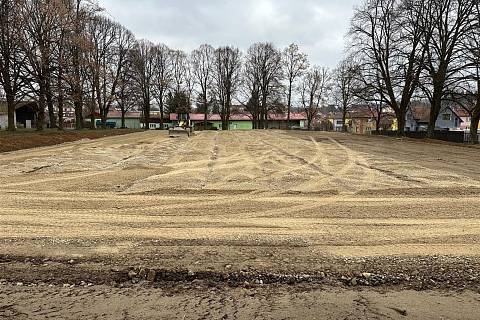 Modernizace sokolského hřiště v Kamenici nad Lipou. Foto: se souhlasem města