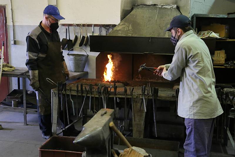 Praktická výuka opět začala i na pracovišti Kamenice nad Lipou Střední průmyslové školy a Středního odborného učiliště Pelhřimov.