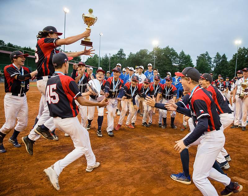 Finálový zápas softbalového mistrovství Evropy do 18 let mezi Českou republikou a Dánskem.