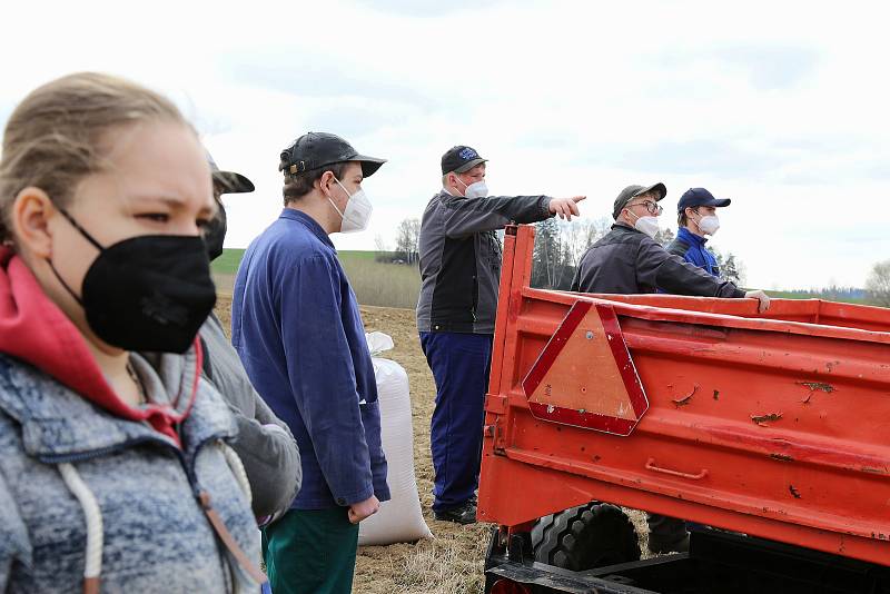 Praktická výuka opět začala i na pracovišti Kamenice nad Lipou Střední průmyslové školy a Středního odborného učiliště Pelhřimov.