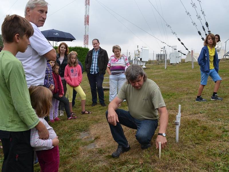 Čím vším se zabývá observatoř v Košeticích, se zájemci mohli dozvědět na sobotním dni otevřených dveří. Areálem je provázeli fundovaní odborníci. 