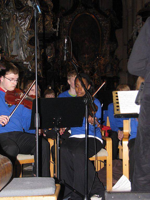 Westminster Concert Choir and Orchestra z Missouri.