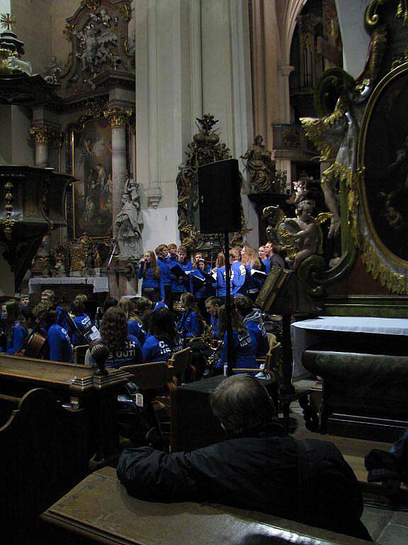 Westminster Concert Choir and Orchestra z Missouri.