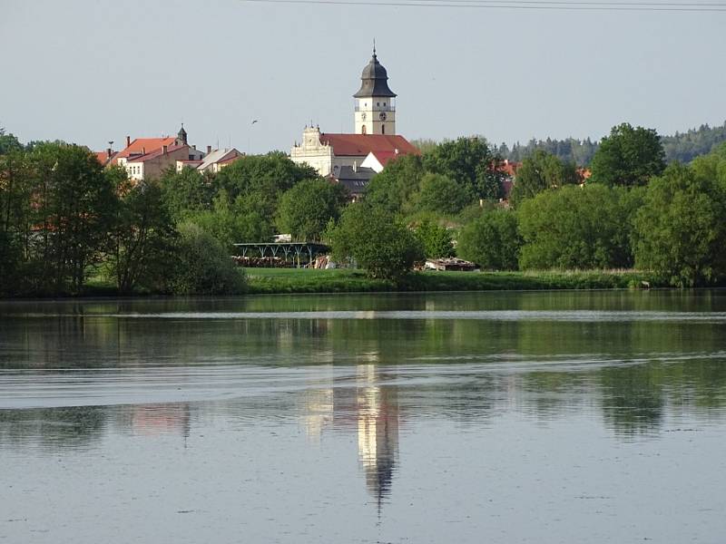 Kulturní zařízení města Počátky vyhlásila fotosoutěž.