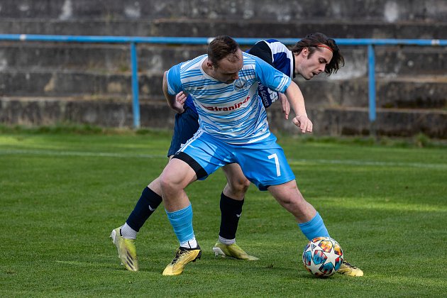 Fotbalisty Humpolce zachránil v závěru Pešek, z Brodu si odvezli alespoň bod