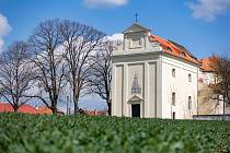 Kaple Panny Marie Bolestné u hradu Kámen.