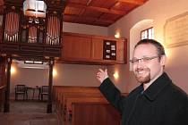 Daniel Matějka stojí v čele sboru Českobratrské církve evangelické v Moravči od roku 2008.