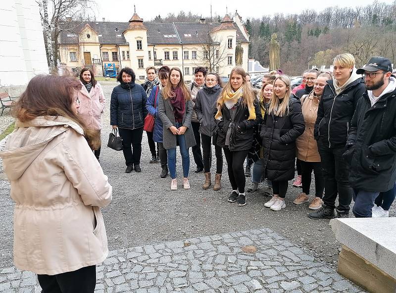 Kemp pro budoucí sestry uspořádala Nemocnice Pelhřimov