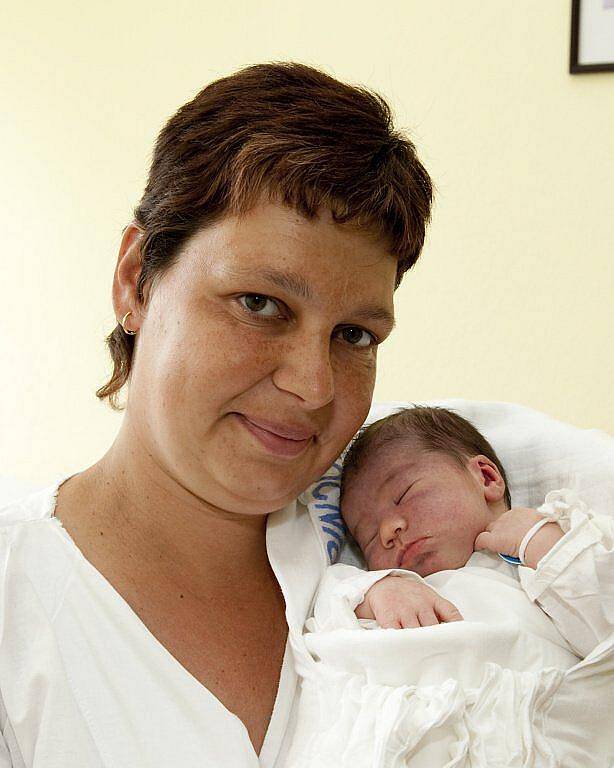 Adéla Tajchlová, 6. července 2009, Nový Rychnov, váha: 3230 g