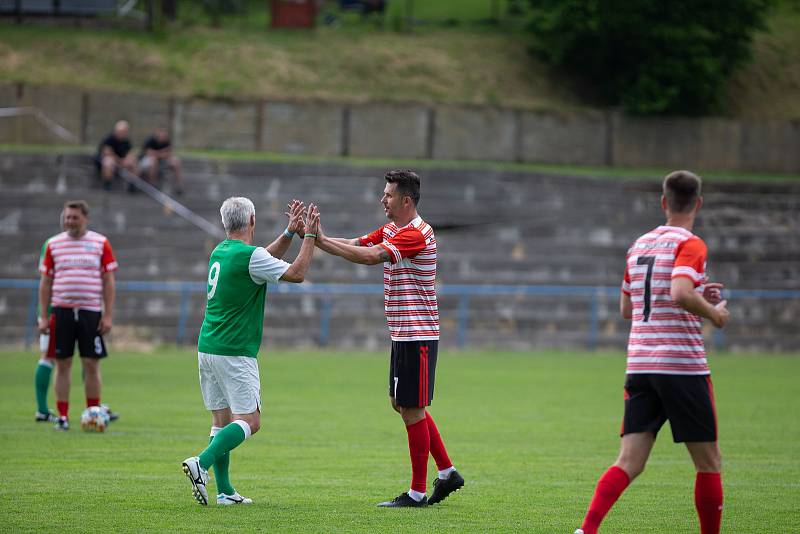 Fotbalové utkání výběru Davida Holoubka a staré gardy Bohemians Praha u příležitosti 110 let fotbalu v Humpolci.