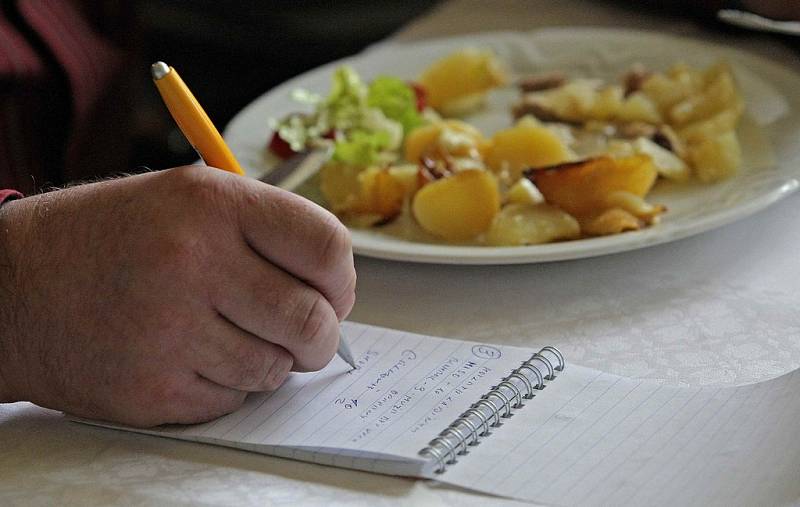 V pelhřimovském Hotelu Slávie ve čtvrtek vařili podle receptů čtenářů Deníku.