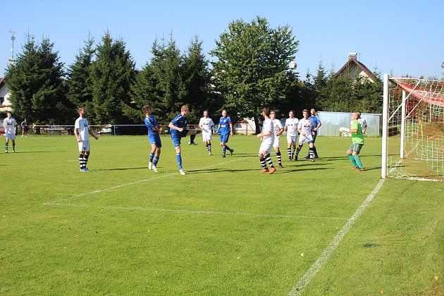 ANKETA: Fotbalové jaro klepe na dveře. Odolá Nový Rychnov náporu kvarteta?