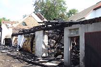Čtvrteční požár v Rodínově na Pelhřimovsku napáchal škody čítající přes 2 500 000 korun