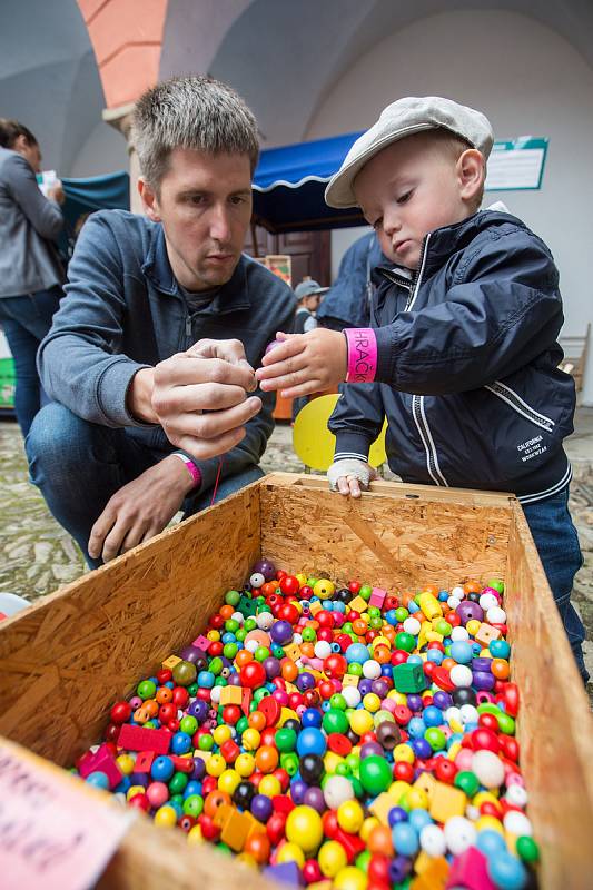 13. ročník Hračkobraní - festivalu hraček z přírodního materiálu v Kamenici nad Lipou.