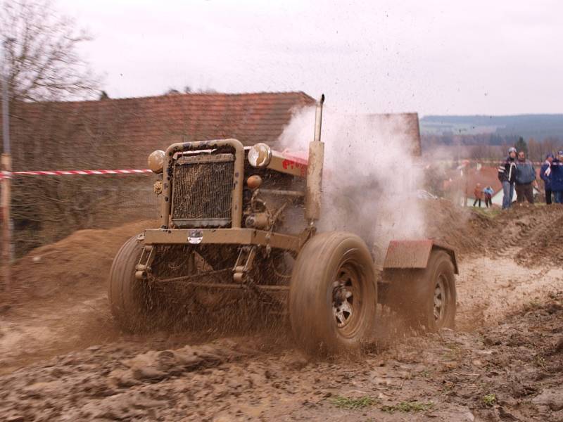 Rovenská traktoriáda 2013