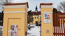 Napřklad domov důchodců Proseč u Pošné na Pelhřimovsku vyhlásil letos zákaz návštěv od 29. ledna.