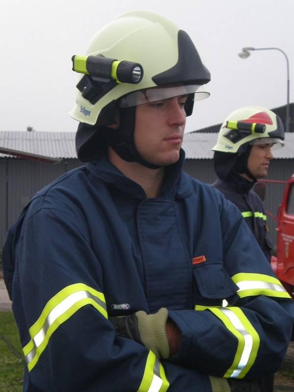 Pivovar Kamenice nad Lipou a Nadační fond REGI Base I. se snaží na zraněného hasiče Radka Chmelaře vybrat peníze.