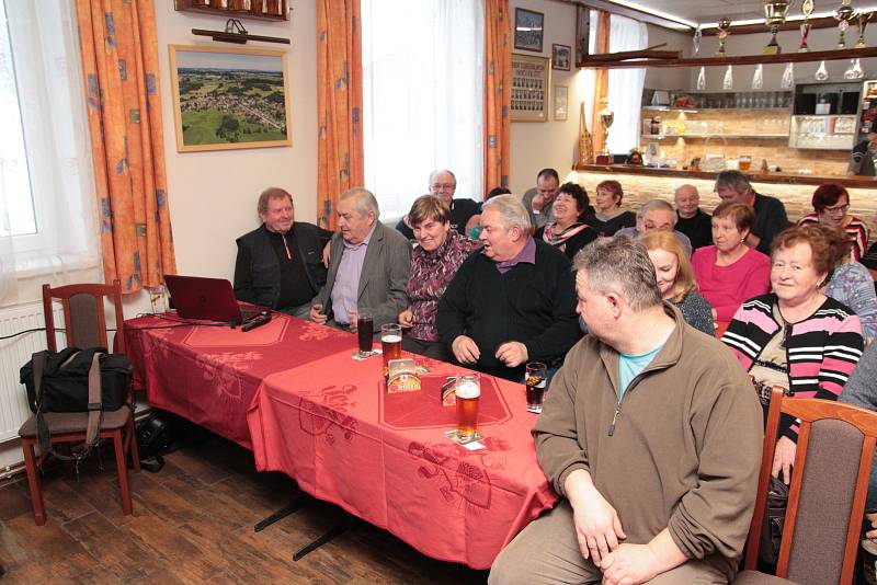 V sobotu 20. ledna se film Řeky Vysočiny promítal v Kališti. Hasičská klubovna byla zaplněna do posledního místa.