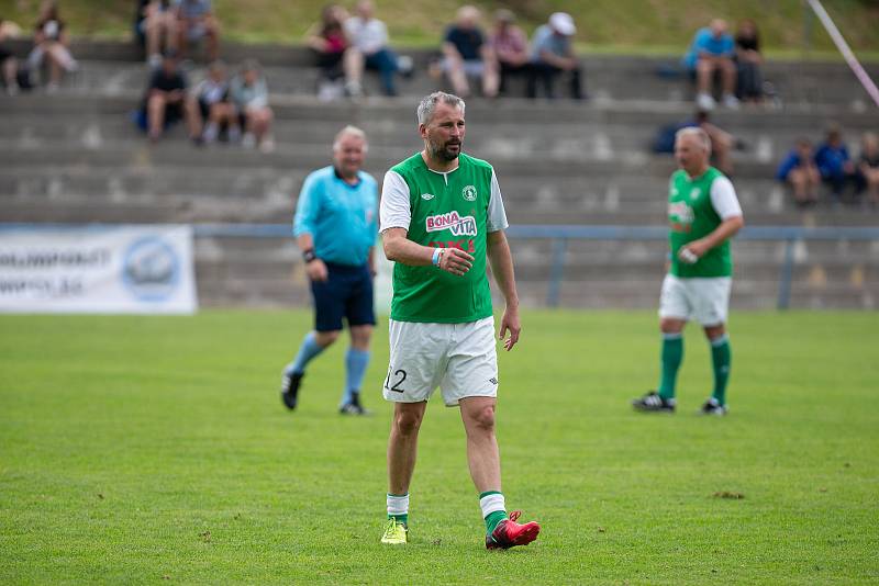 Fotbalové utkání výběru Davida Holoubka a staré gardy Bohemians Praha u příležitosti 110 let fotbalu v Humpolci.