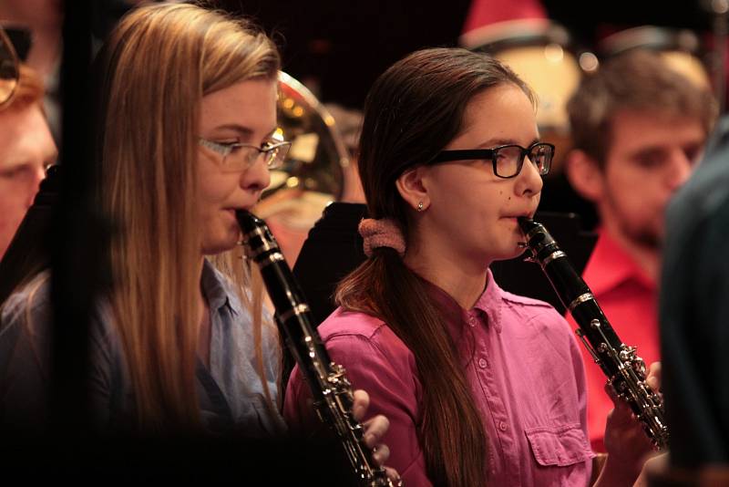 Na krajské soutěži orchestrů základních uměleckých škol z Vysočiny se představil Dechový orchestr mladých ZUŠ Humpolec.