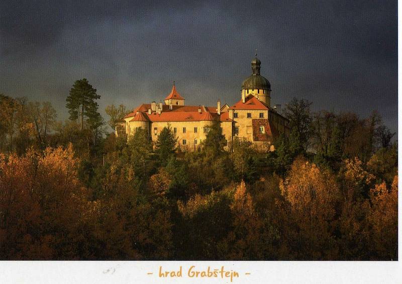 Prohlédněte si fotografie ze soutěže o nejhezčí pohlednici a další fotografie z tvorby nejlepšího fotografa pohlednic Ladislava Rennera.